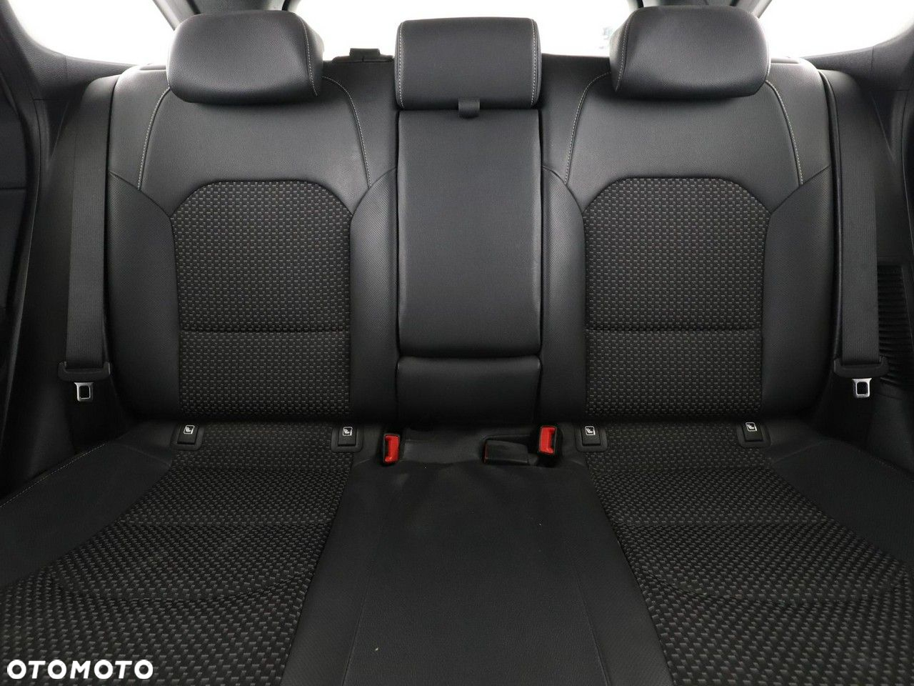 Kia Ceed SW 1.6 GDI DCT OPF Plug-in-Hybrid Spirit - 18
