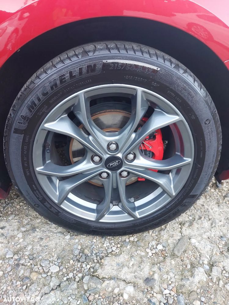 Ford Focus 1.5 Ecoboost ST-Line - 31