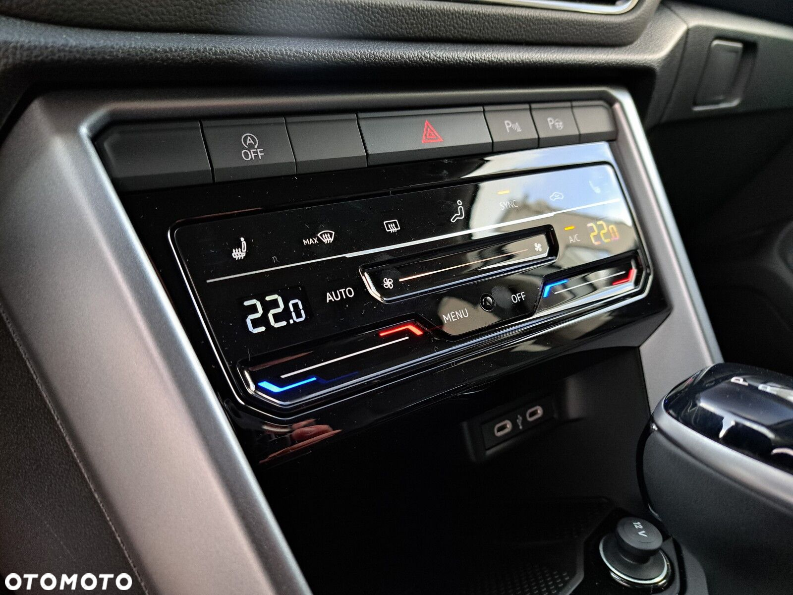 Volkswagen T-Roc 1.5 TSI Life Plus DSG - 25