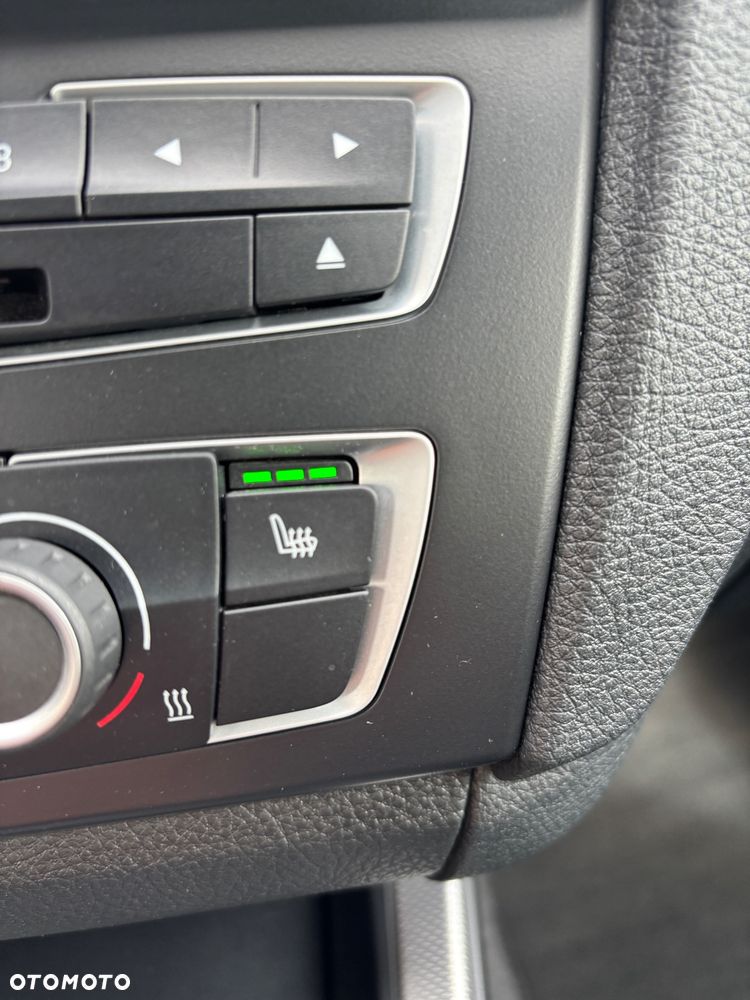 BMW Seria 1 116i Sport Line - 24