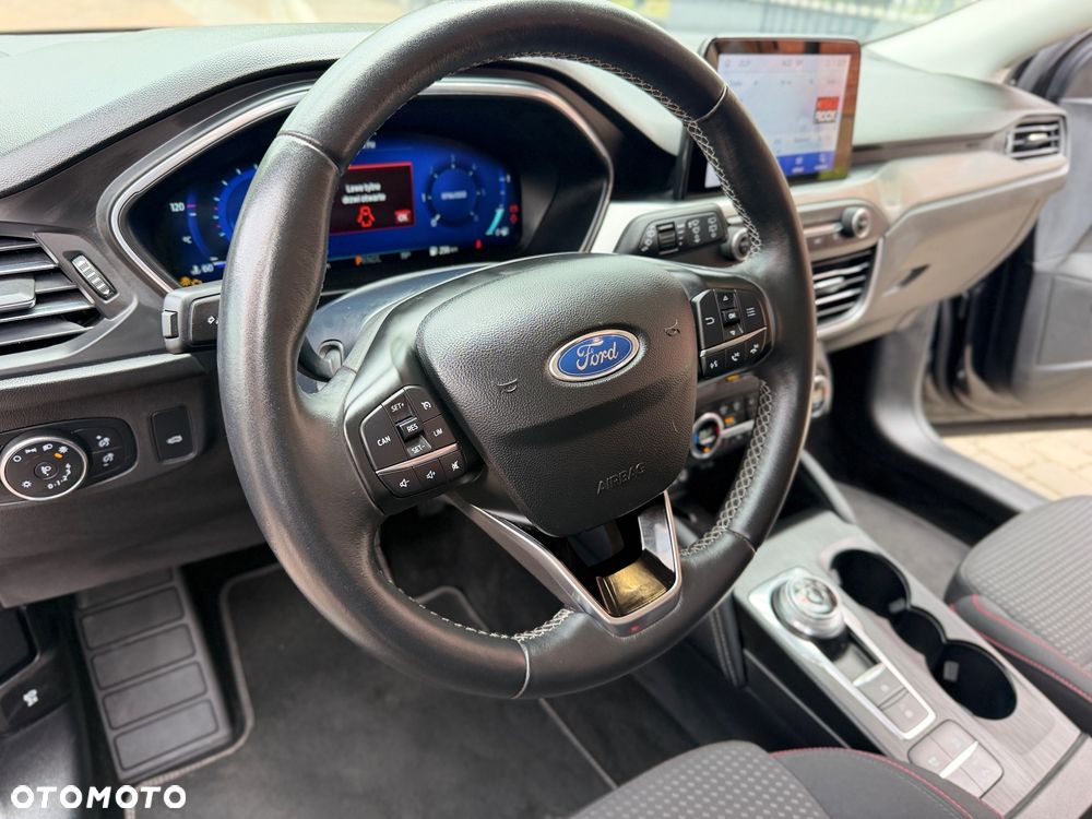 Ford Focus 1.5 EcoBlue Titanium X - 17