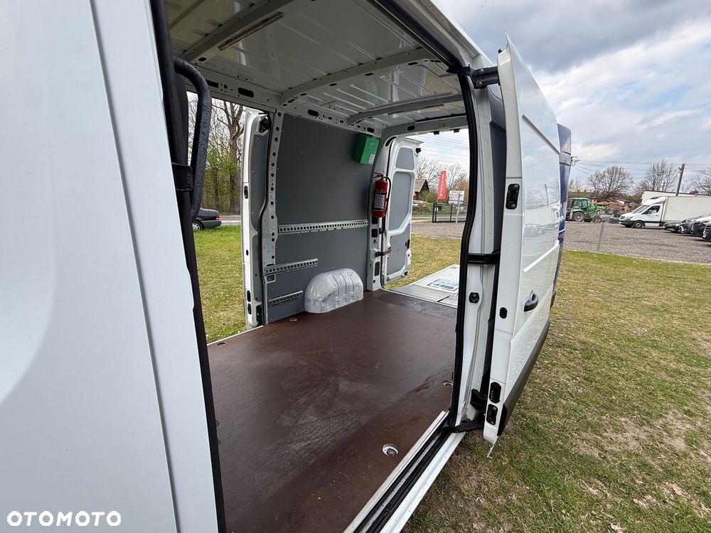 Renault Master L2H2 - 12