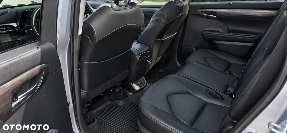 Toyota Highlander 2.5 Hybrid Executive - 16