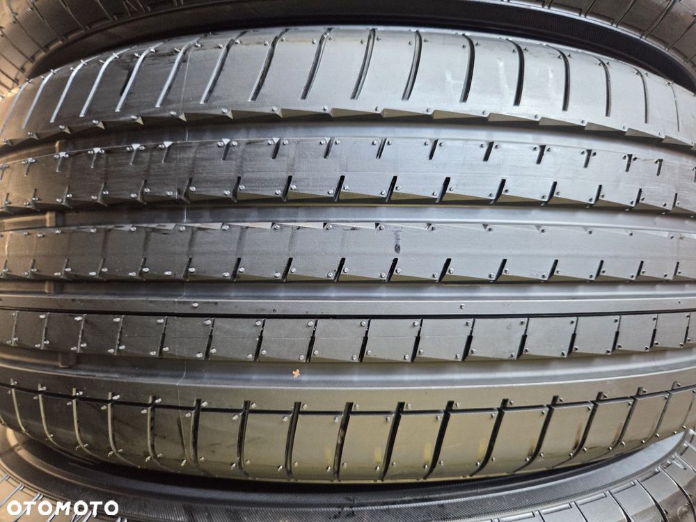 opony nowe 235/60R18 Yokohama ADVAN V61 - 2