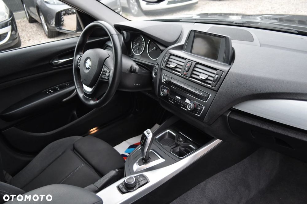 BMW Seria 1 116i - 17