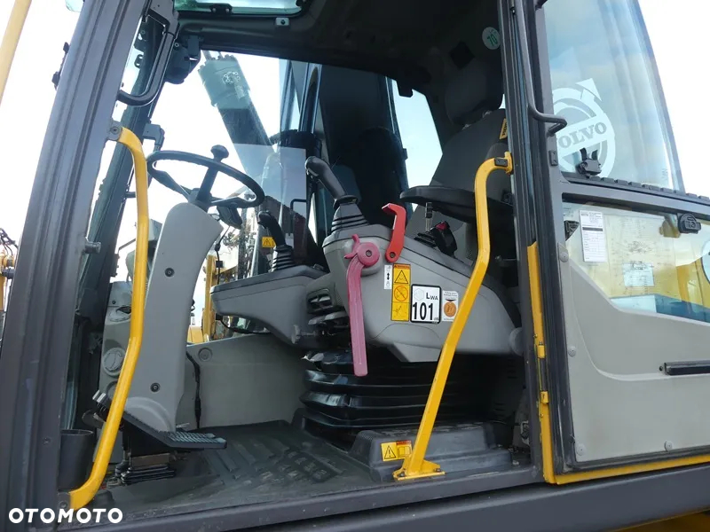 Volvo EW160C Z Niemiec / Tylko 9800mtg / - 18