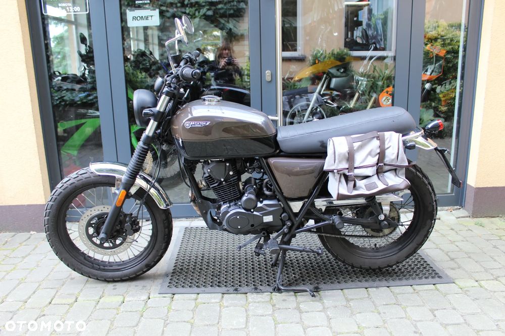 Brixton Cromwell - 3