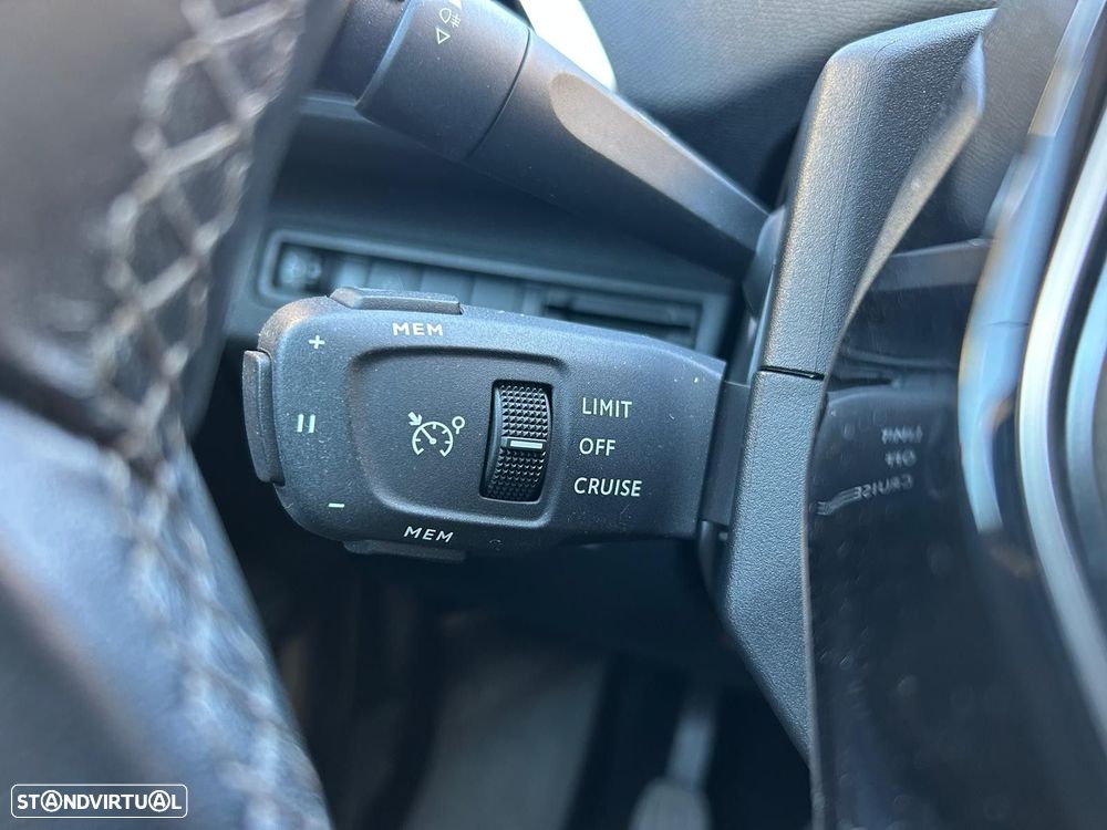 Peugeot 3008 1.5 BlueHDi Allure Pack - 44