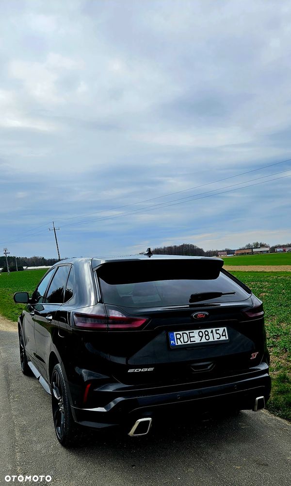 Ford Edge - 9