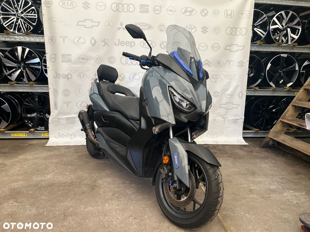 Yamaha X-max - 1