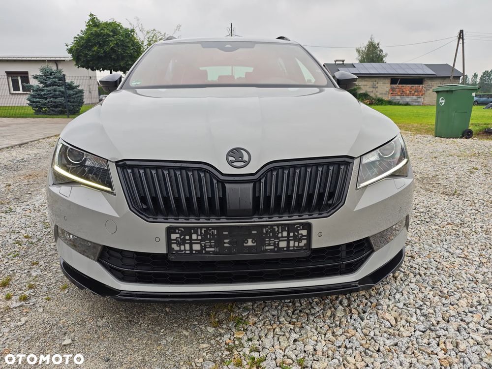 Skoda Superb 2.0 TSI 4x4 DSG Sportline - 8
