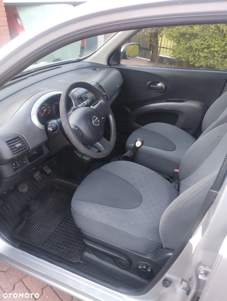 Nissan Micra - 4