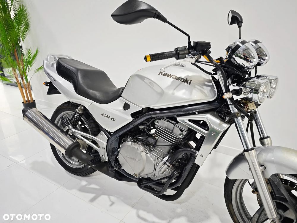 Kawasaki ER - 7