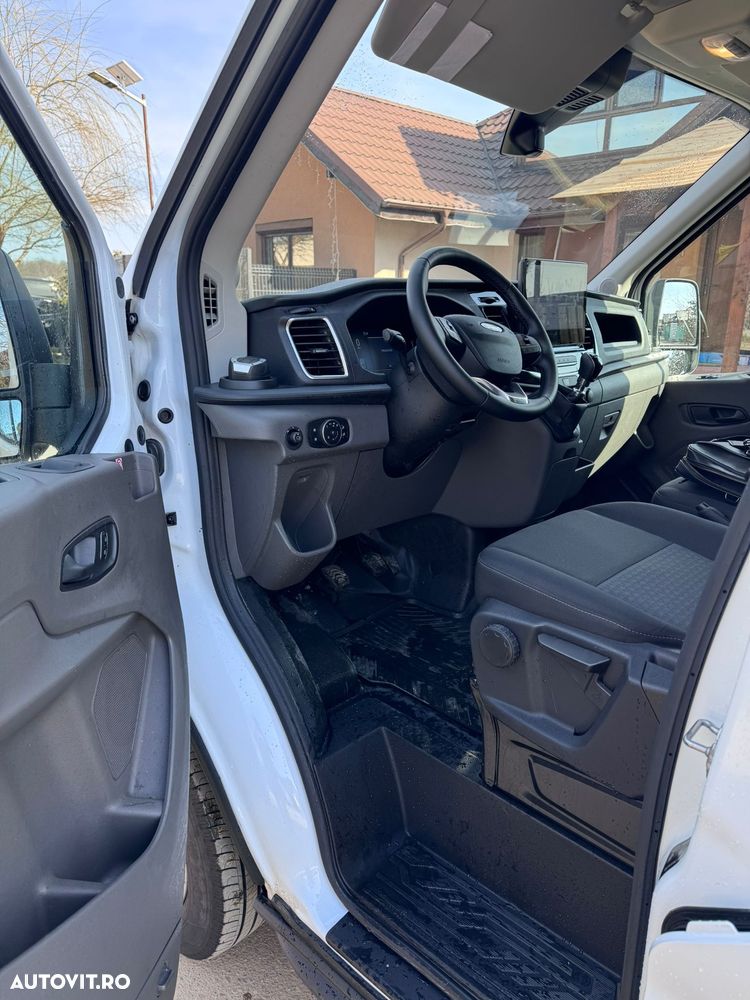 Ford Transit - 11