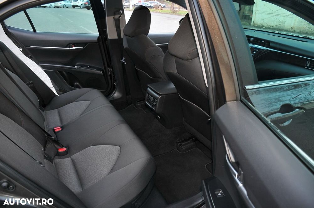 Toyota Camry 2.5 Eco - 14