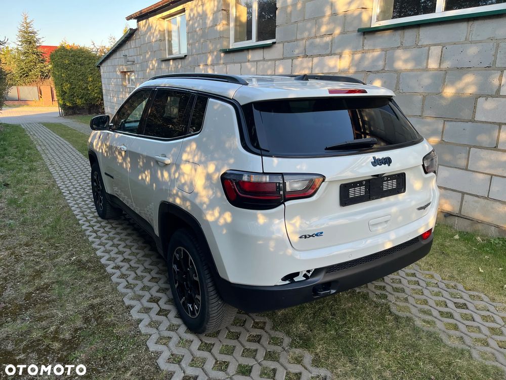 Jeep Compass 1.3 T-GDI 4xe Automatik Trailhawk - 6