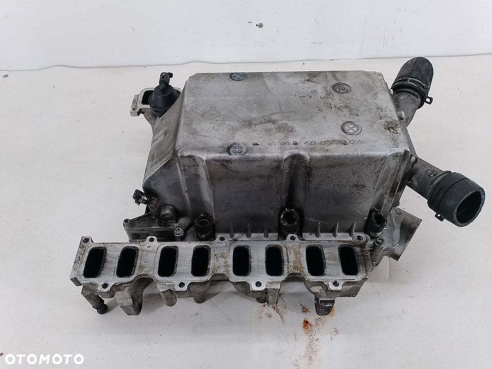 KOLEKTOR SSĄCY AUDI A8 D2 057129713B  057145905B 3.3 TDI - 4