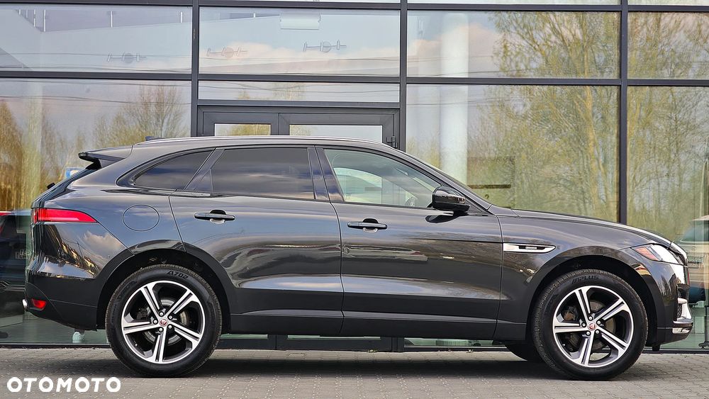 Jaguar F-Pace - 6
