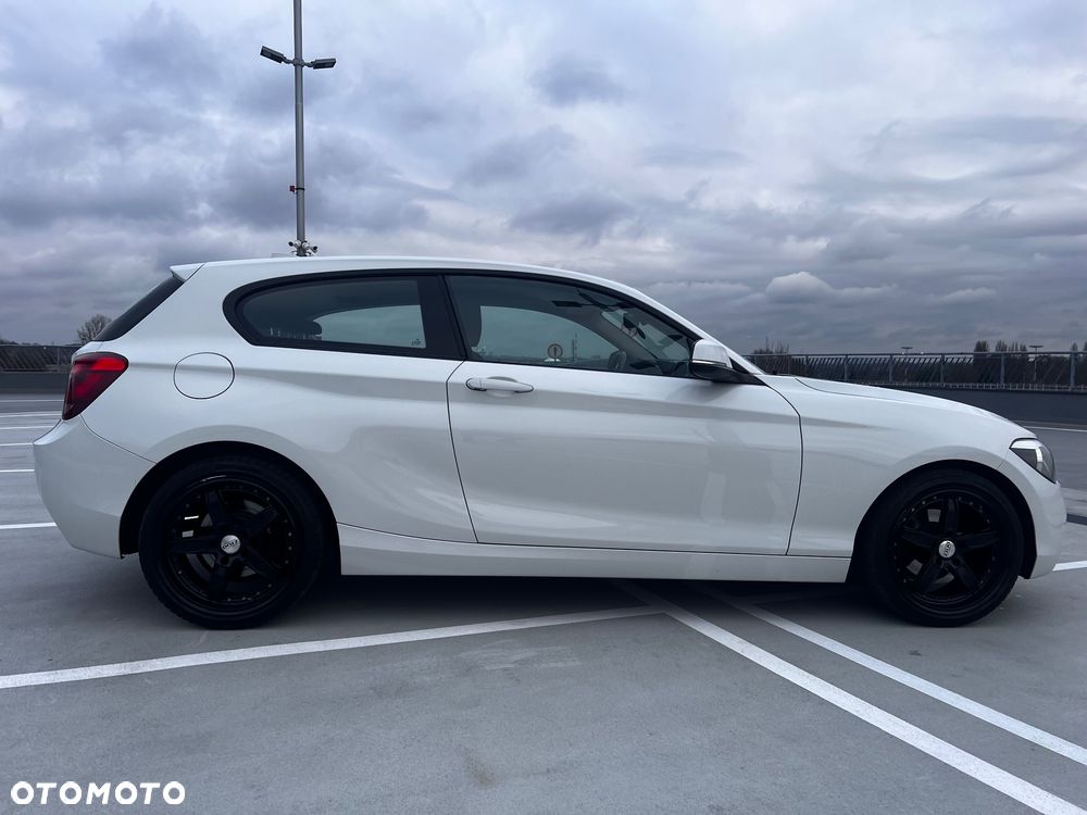 BMW Seria 1 114i - 2