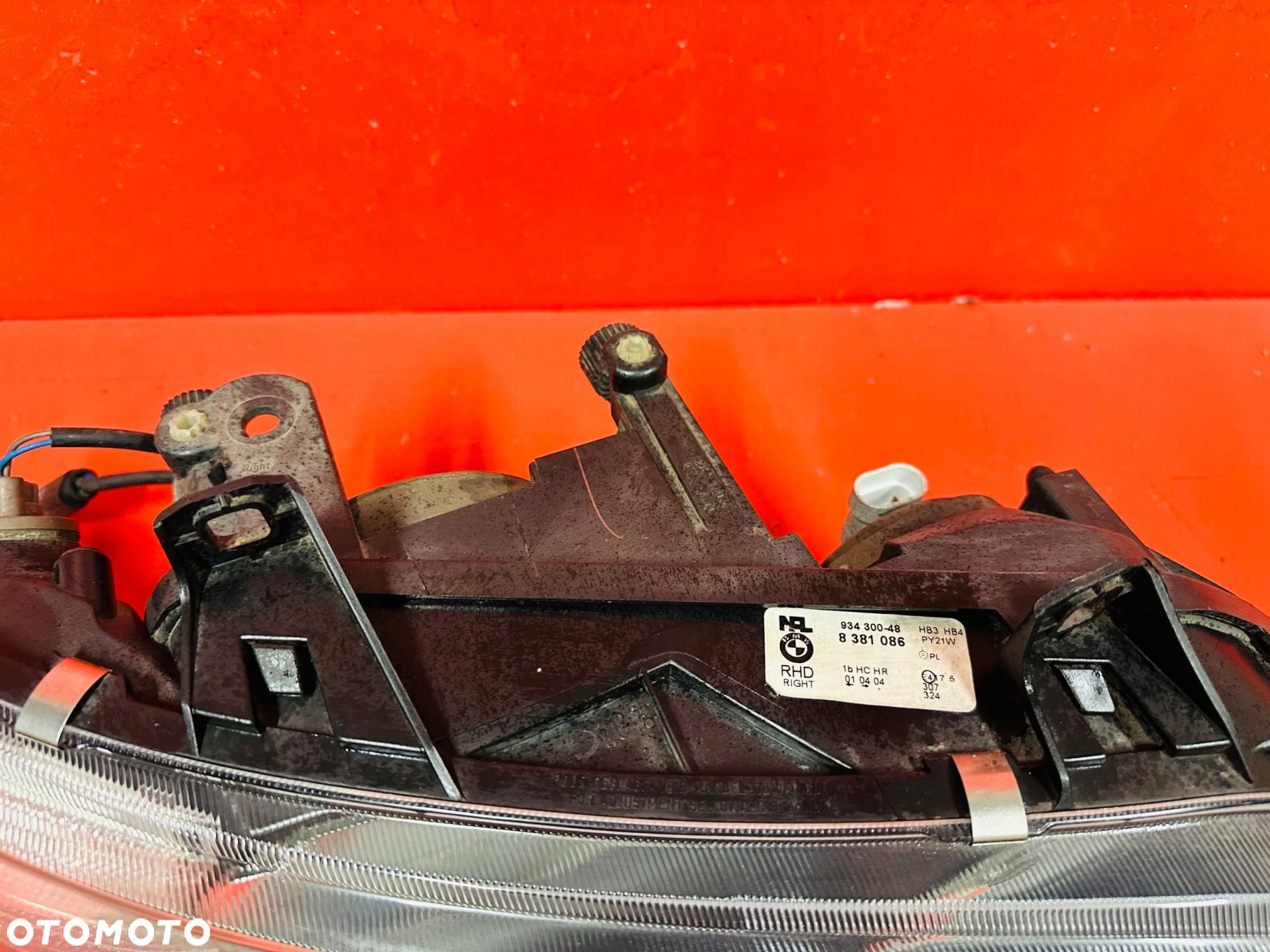 LAMPA PRAWA BMW Z3 LIFT BIAŁY KIERUNEK - 4