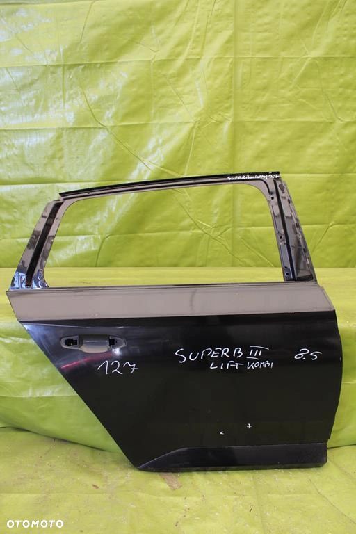 Drzwi Skoda Superb III Kombi LIFT 2019-2024r. tył prawy - 1