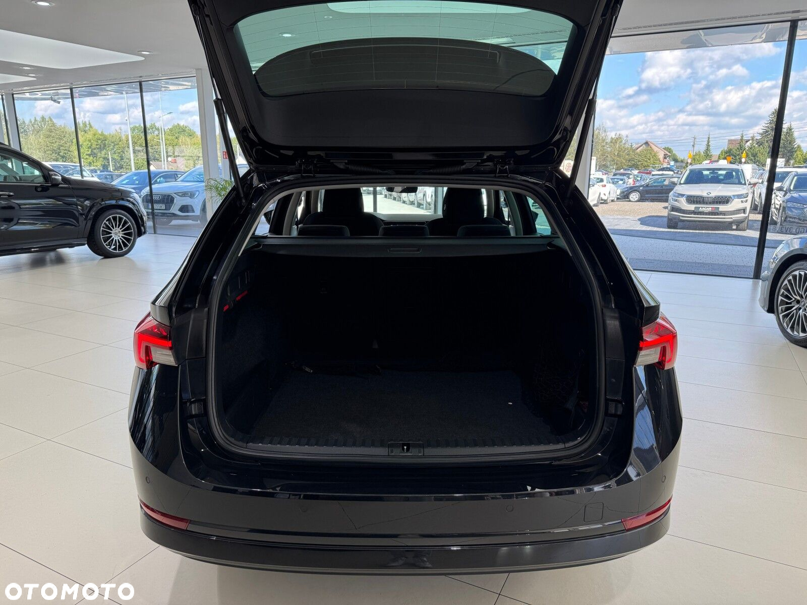 Skoda Octavia 2.0 TDI Ambition DSG - 17