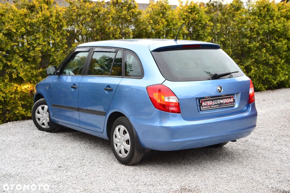 Skoda Fabia 1.4 16V Active Plus - 19