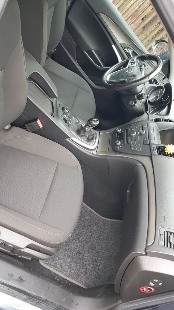 Opel Insignia 1.6 T Cosmo - 5