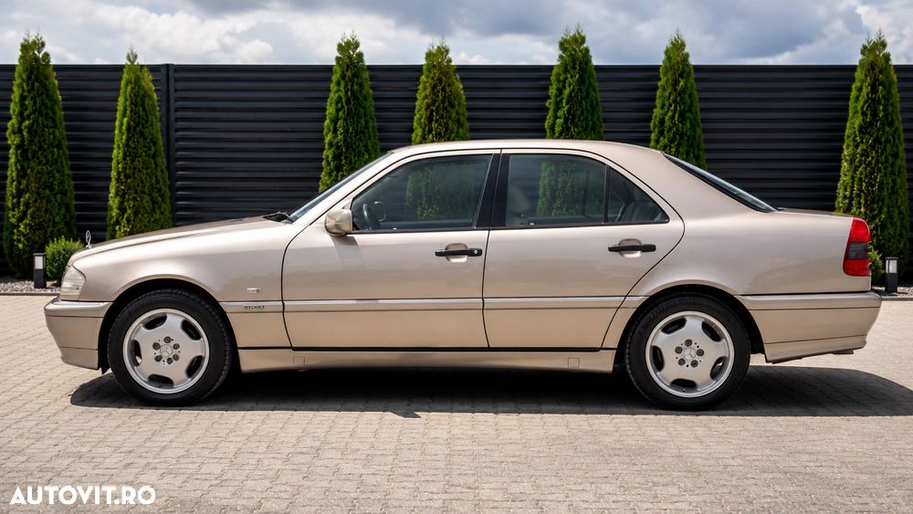 Mercedes-Benz C - 5