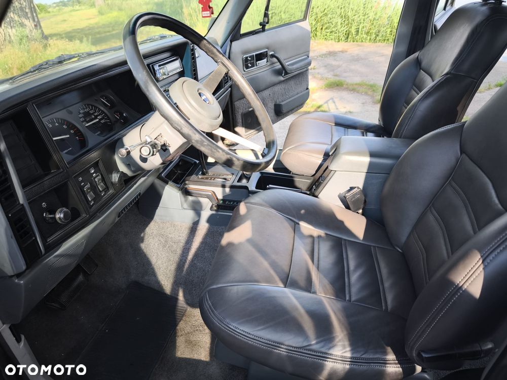 Jeep Cherokee 4.0 Limited - 14