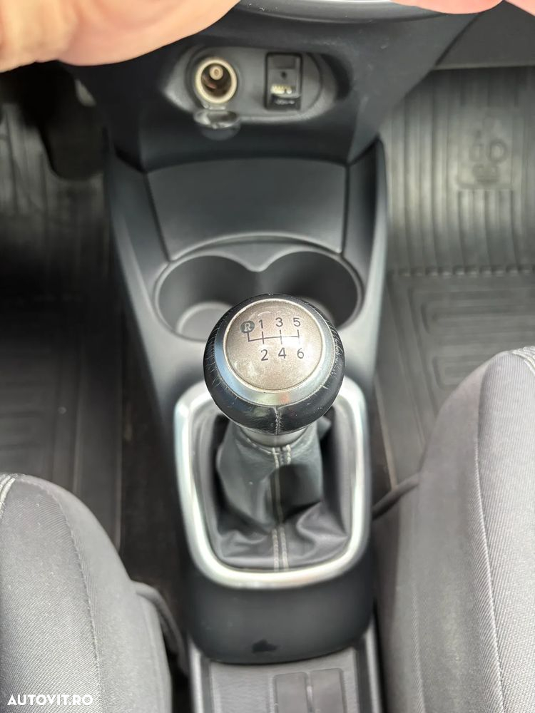 Toyota Yaris 1.3 VVT-i Luna - 22