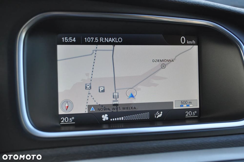 Volvo V40 D2 Momentum - 20
