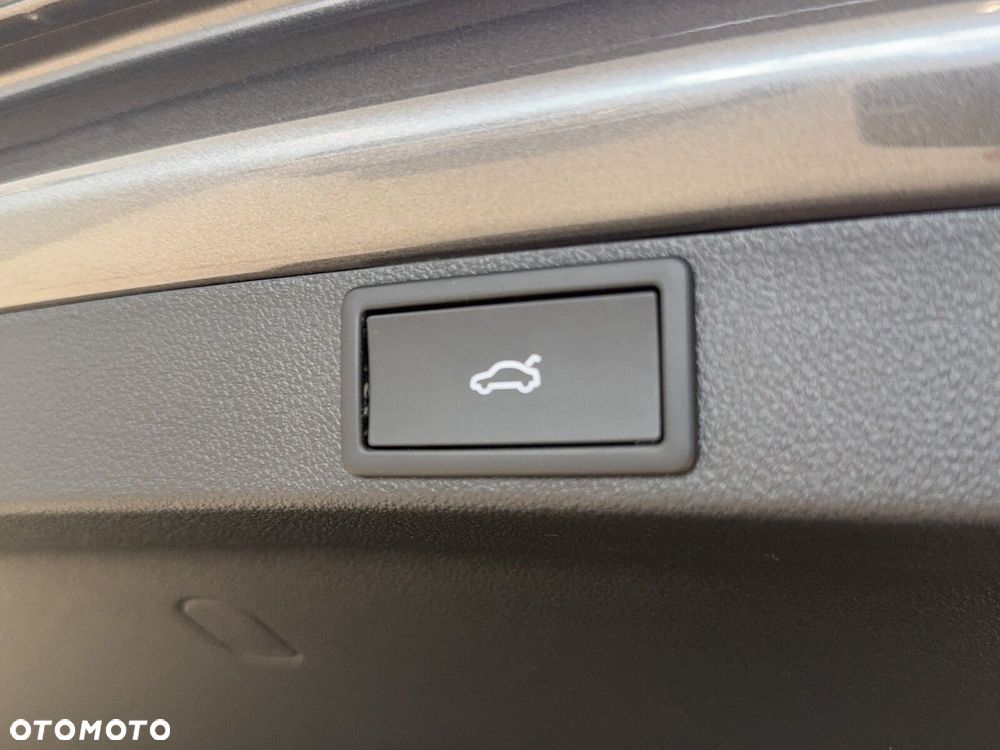 Skoda Octavia 2.0 TDI Selection DSG - 37