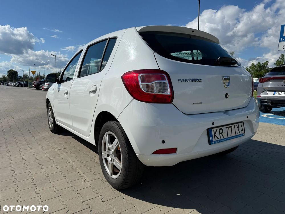 Dacia Sandero 1.2 16V Laureate - 10