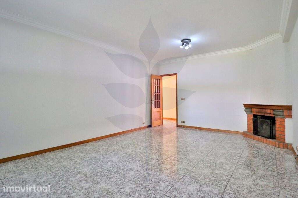 Arrendamento Apartamento T2 no centro da cidade - Grande imagem: 3/18