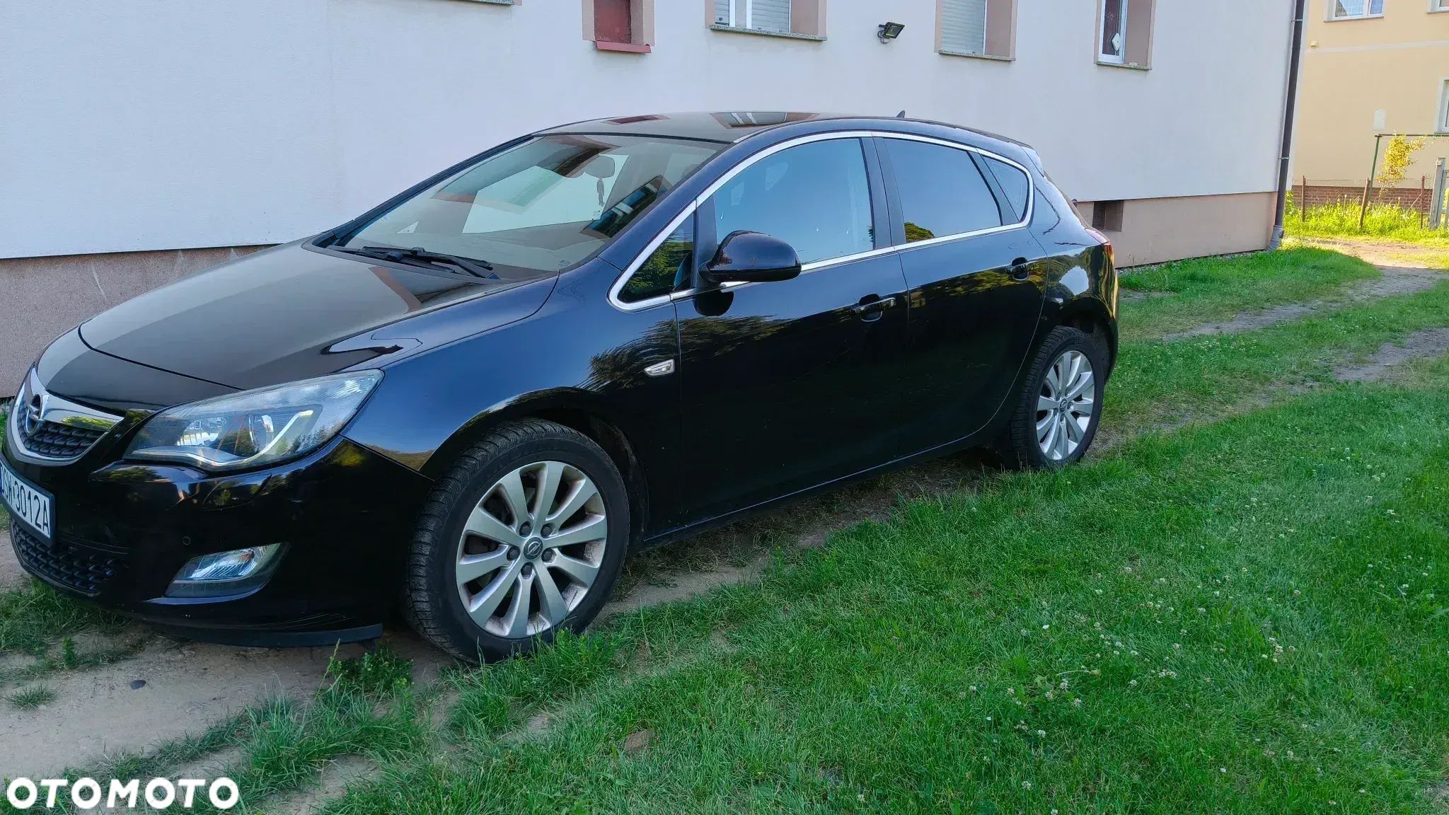 Opel Astra IV 2.0 CDTI Cosmo - 1