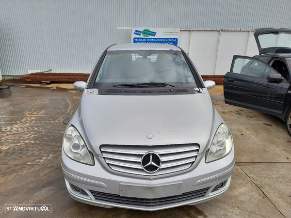 Para peças MERCEDES-BENZ Classe B (W245)