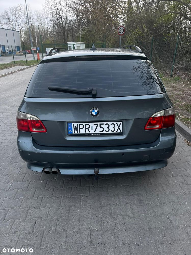 BMW Seria 5 525d - 4