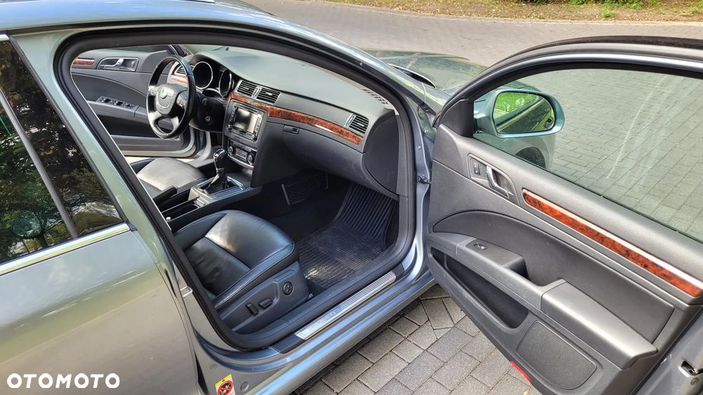 Skoda Superb 2.0 TDI Elegance - 12