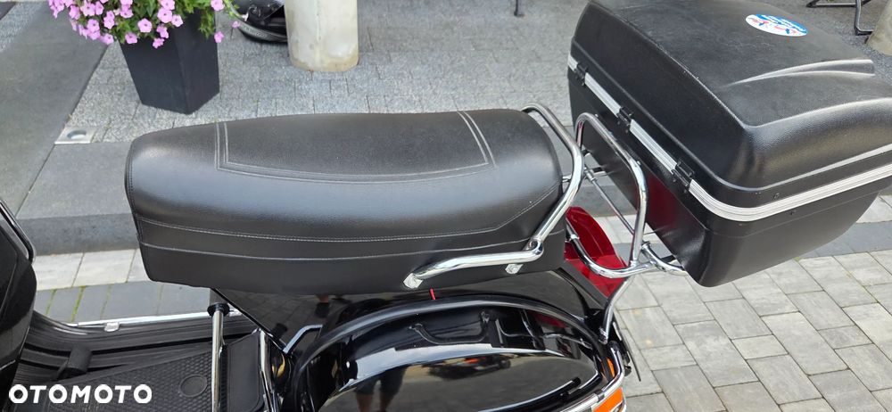 Vespa PX - 11