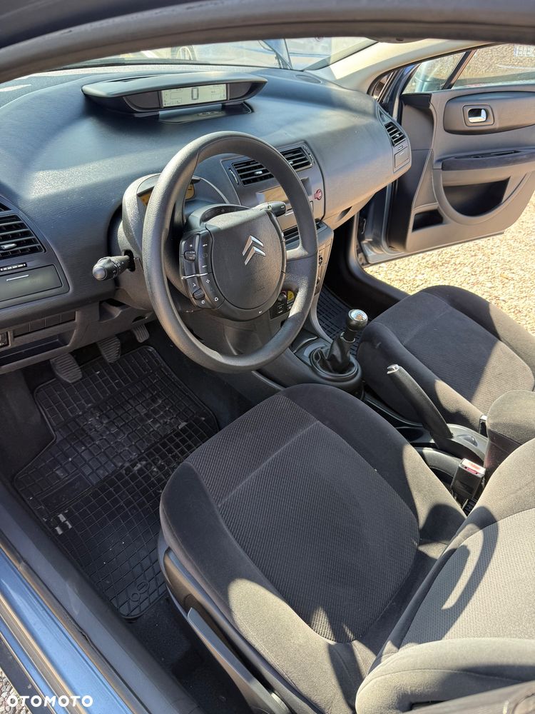 Citroën C4 1.6 16V Exclusive - 9