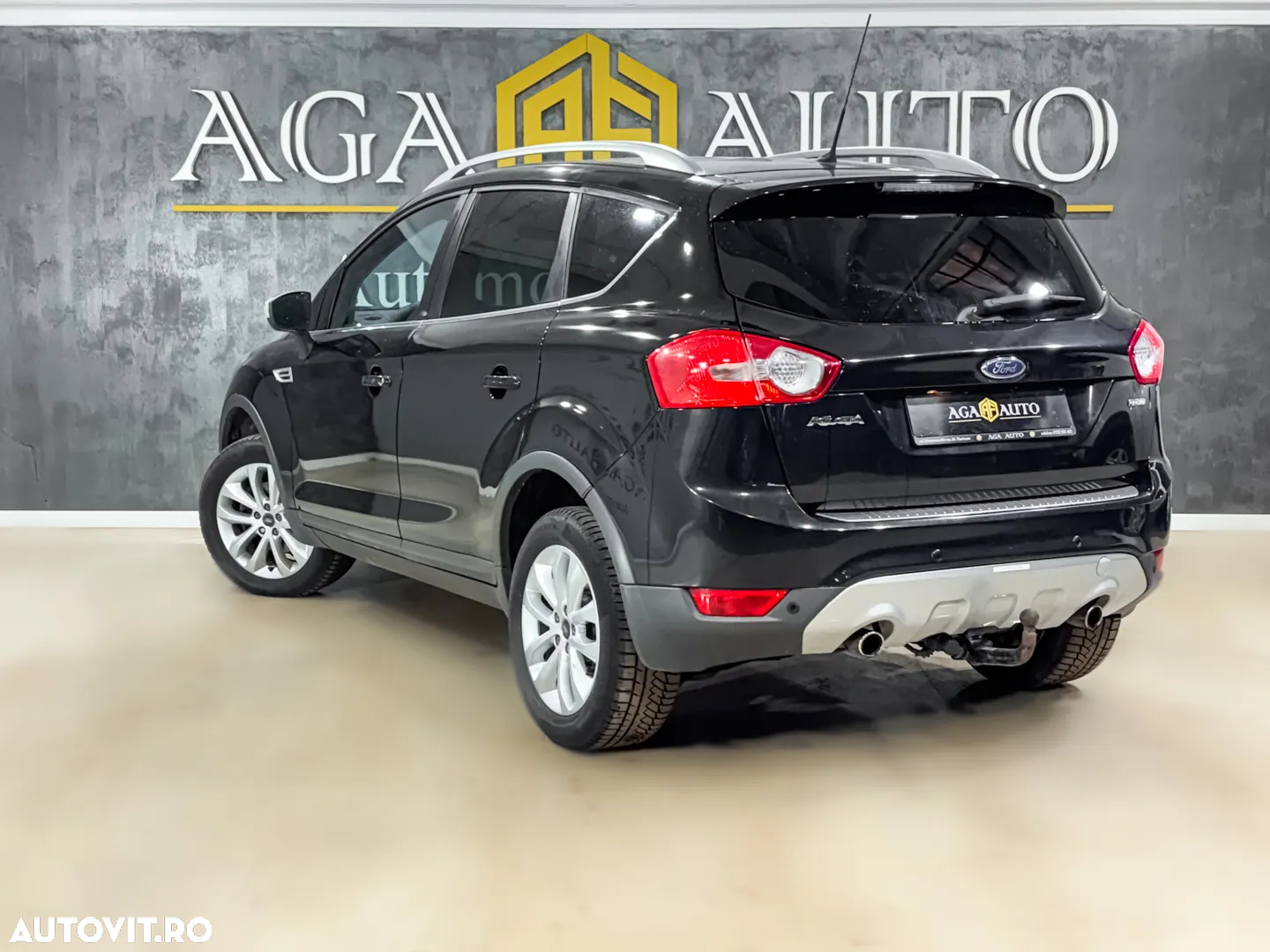 Ford Kuga - 3