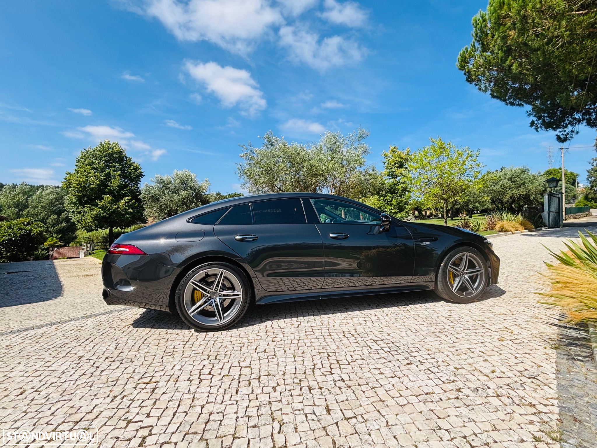 Mercedes-Benz AMG GT 53 4Matic+ - 13