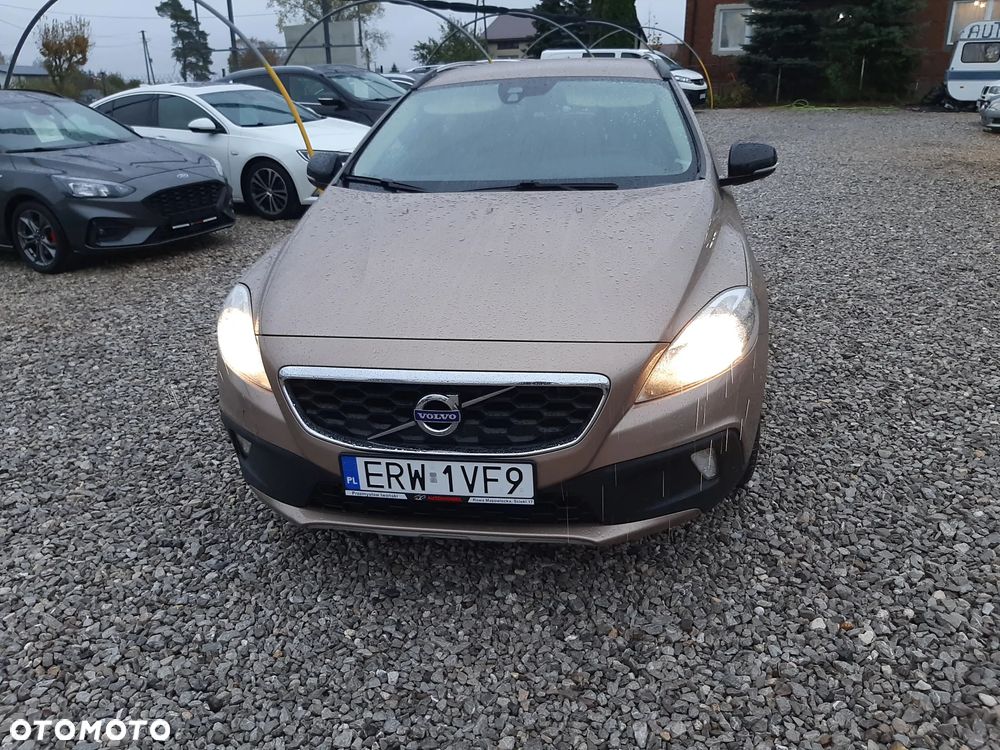 Volvo V40 Cross Country 2014 photo 3