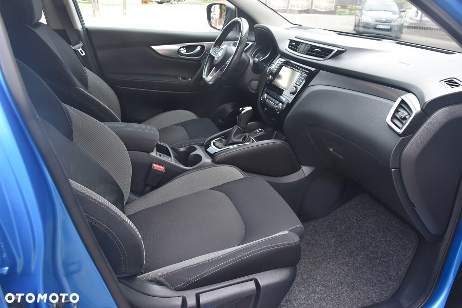 Nissan Qashqai 1.2 DIG-T Xtronic TEKNA - 18