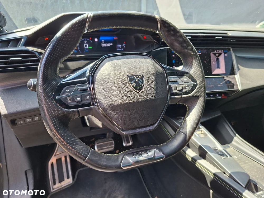 Peugeot 408 225 e-EAT8 GT - 8