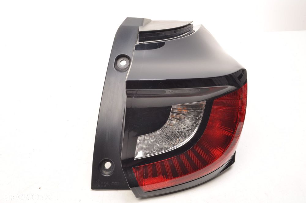 TOYOTA YARIS IV LAMPA PRAWA TYLNA PRAWY TYŁ - 2