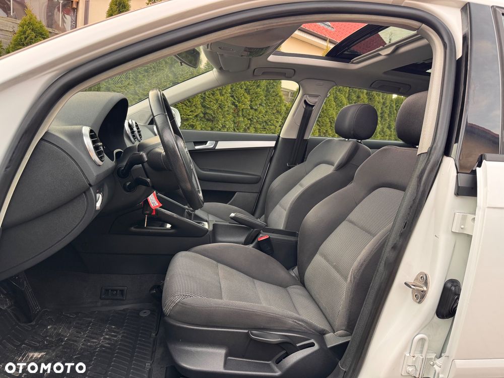 Audi A3 Sportback 2.0 TDI Attraction - 23