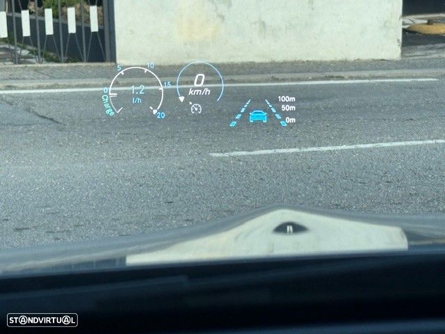 Mercedes-Benz CLA 180 - 30