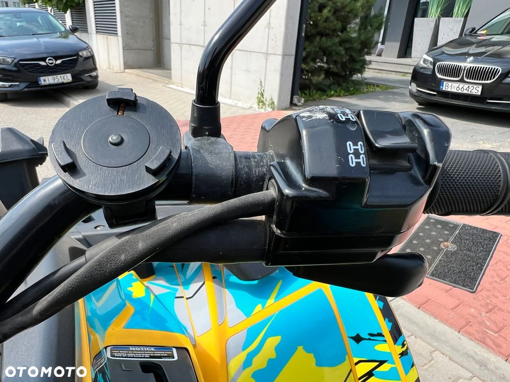 Can-Am Outlander Max - 16